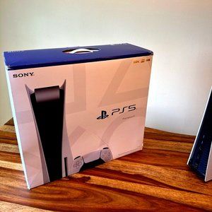 Sony PlayStation 5 PS5 CFI-1015A Blu-Ray Edition Console 2 Controllers + Remote!